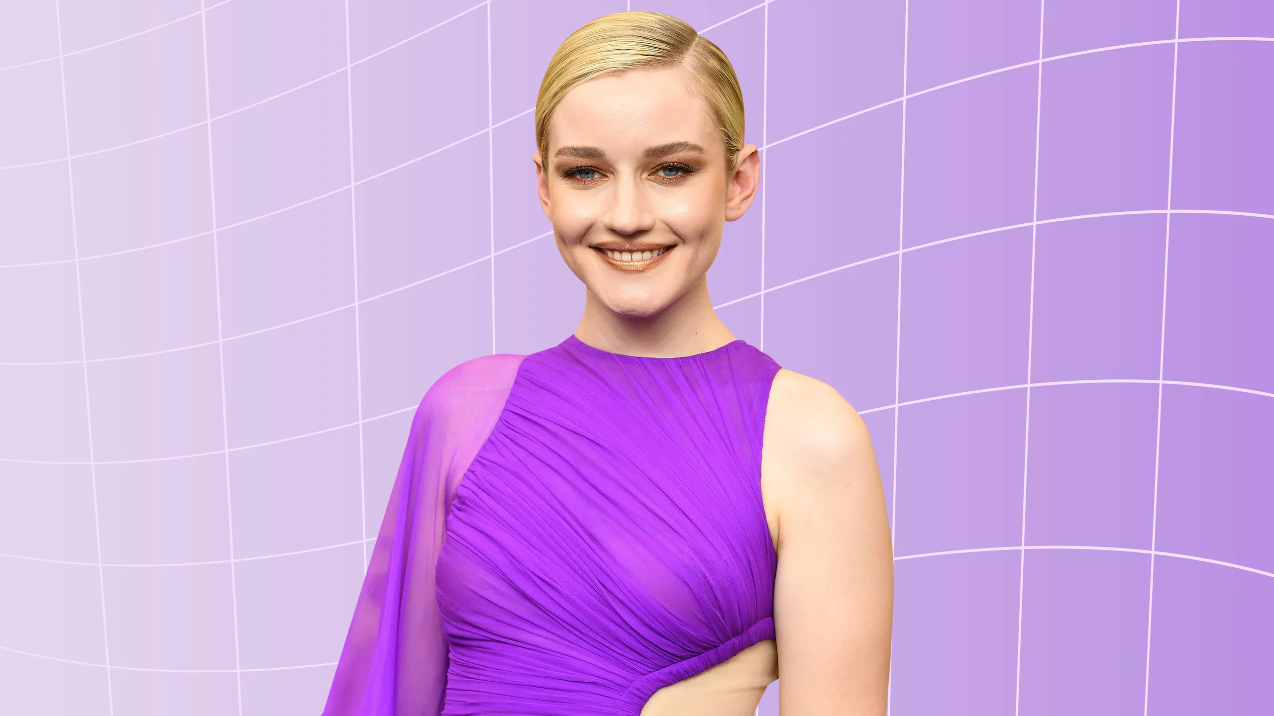 Julia Garner Joins "The Fantastic Four" in Key Role