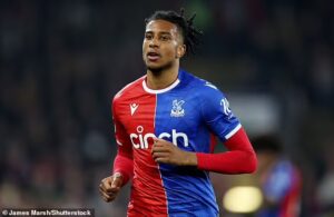 Chelsea Plans Exchange Deal for Michael Olise with Crystal Palace