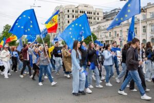 EU Begins Membership Talks with Moldova and Ukraine