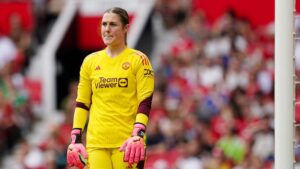Lionesses Goalkeeper Set to Leave Manchester United for PSG