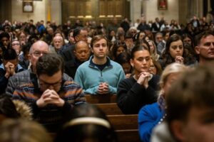 Hundreds gather at Cathedral to pray for Pope Francis as he battles with double pneumonia (video)