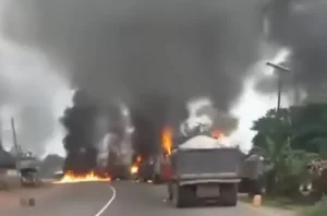 Gunmen attack commercial vehicle in Imo, k!ll passengers and set several vehicles ablaze