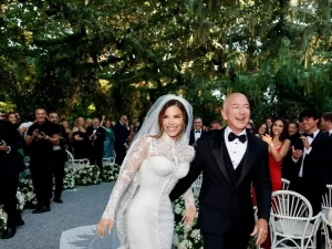 At least 95 private planes requested permission to land at Venice for Jeff Bezos' and Lauren Sanchez' wedding