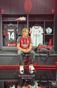 AC Milan confirms the signing of Luka Modric