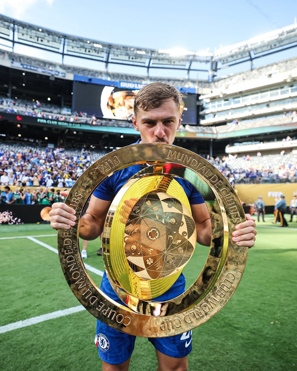 Chelsea confirms the exit of Kieran Dewsbury-Hall to another Premier League club