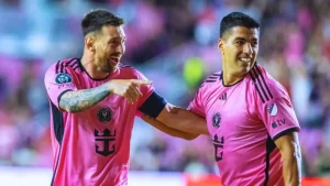 I would love to retire with Lionel Messi – Luis Suárez