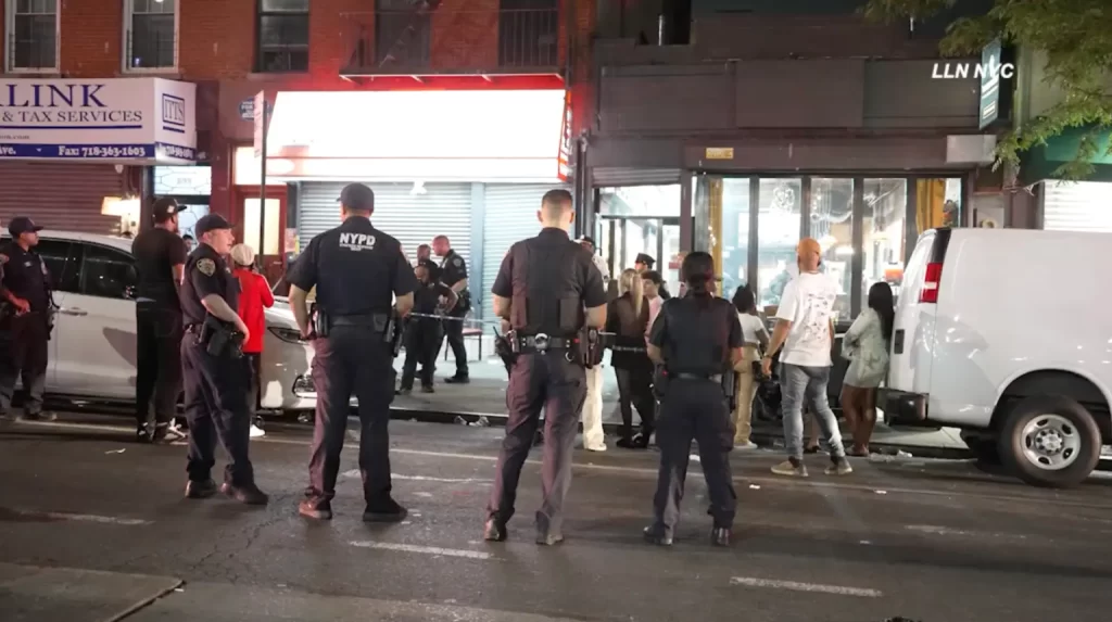 Mass sh00ting at New York City lounge leaves 3 de@d