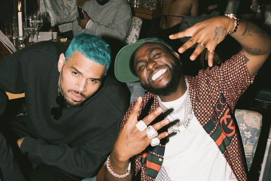 Crowd erupts as Davido makes surprise appearance at Chris Brown’s Washington D.C. concert