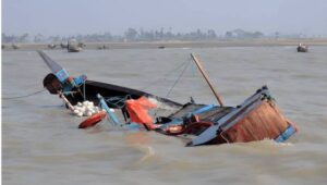 Five teenage girls di£ in Gombe boat accident