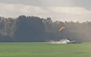 Moment plane nosedives into airfield after takeoff, k!lling pilot