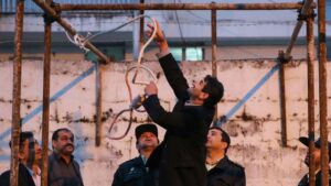 Iranian authorities on Tuesday, November 11, carried out a public execution for a man convicted of killing a physician in