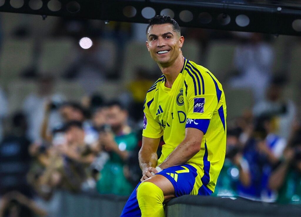 Cristiano Ronaldo makes shocking return to club football in Spain