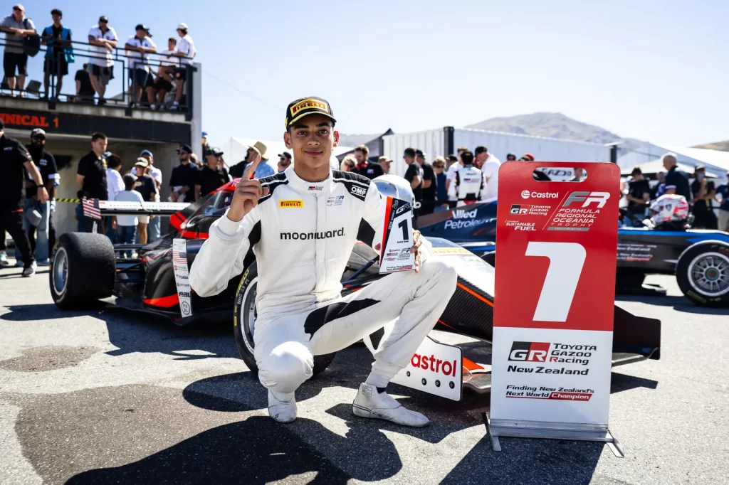 Ex-F1 junior Ugo Ugochukwu wins Formula Regional after split with his F1 team