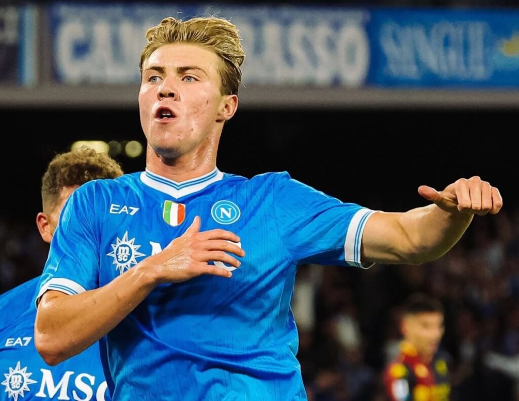 Rasmus Hojlund speaks on his decision to leave Manchester United