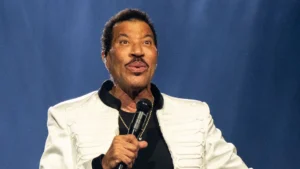 Singer Lionel Richie hospitalised in ICU after St Louis concert